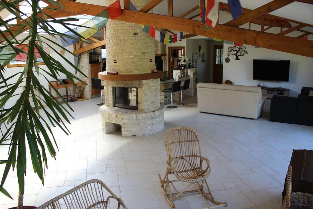 Les Gites Karma Andres  Exterior photo